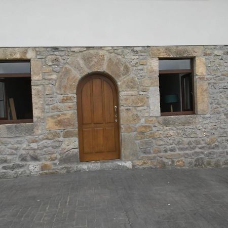 Apartamentos Tiu Enrique 1 Onís Dış mekan fotoğraf